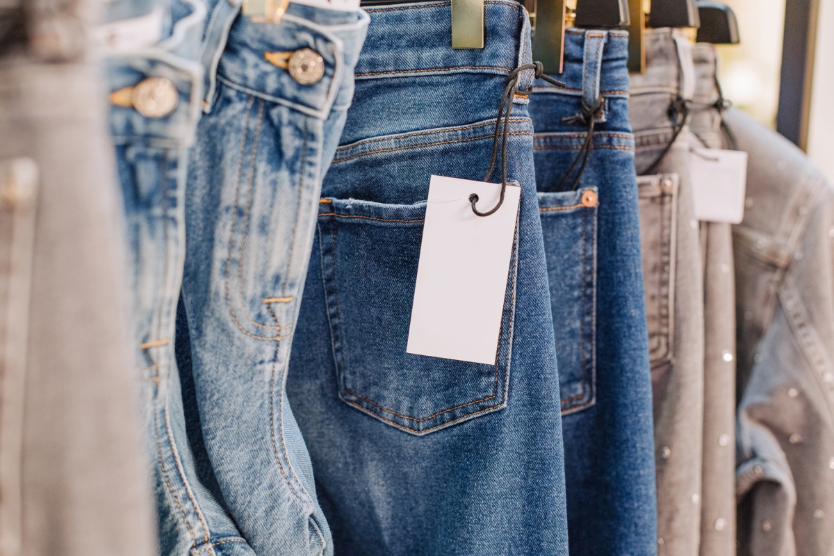 Retailers 1 amr assurance detaillants